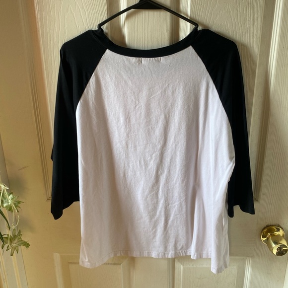 Graphic Baseball Tshirt - Picture 2 of 4